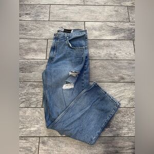 Levi’s 94 baggy jeans